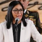 Canciller de Trinidad y Tobago arriba a Venezuela para abordar agenda energética